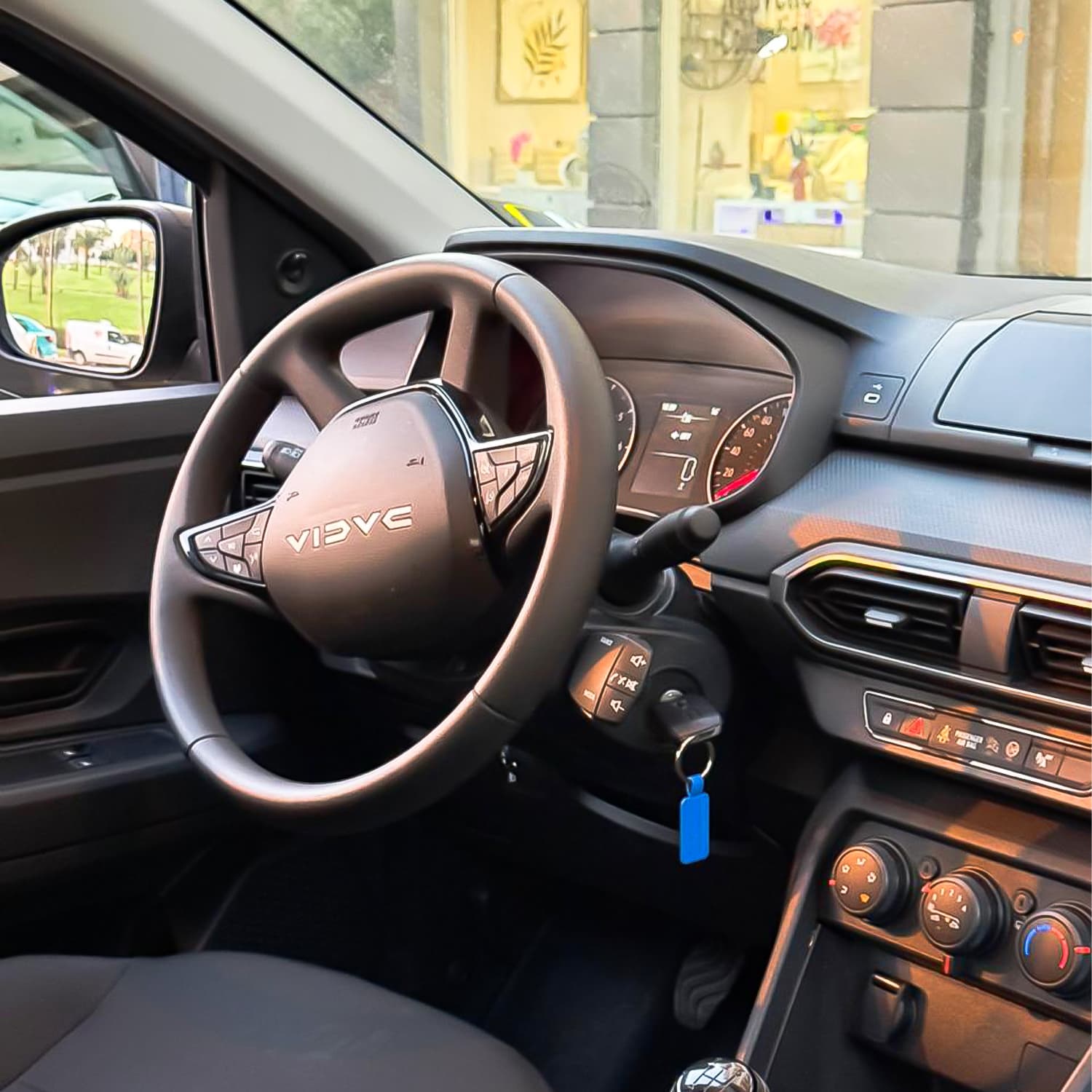 Dacia Logan - Image 6