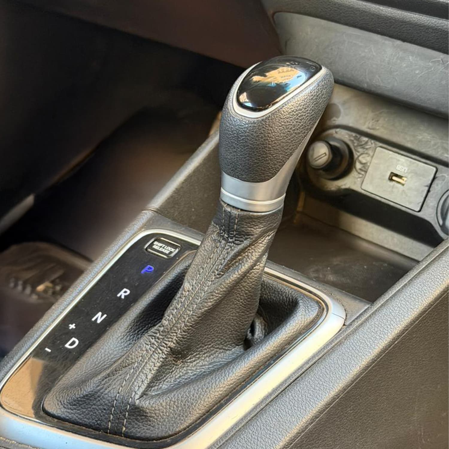 Hyundai Accent - Image 7