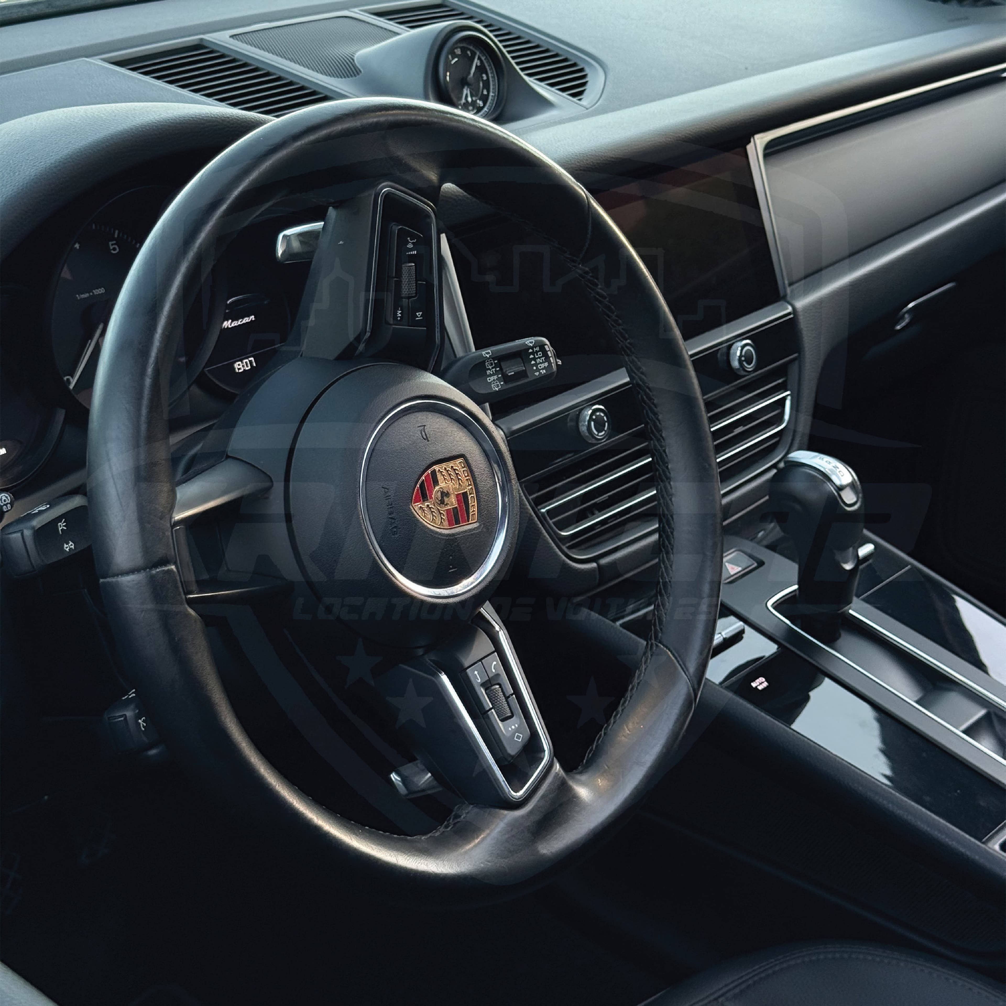 Porsche Macan - Image 4